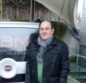 Helmut Kurz 2013 - mit einem Fahrzeug für Essen auf Rädern